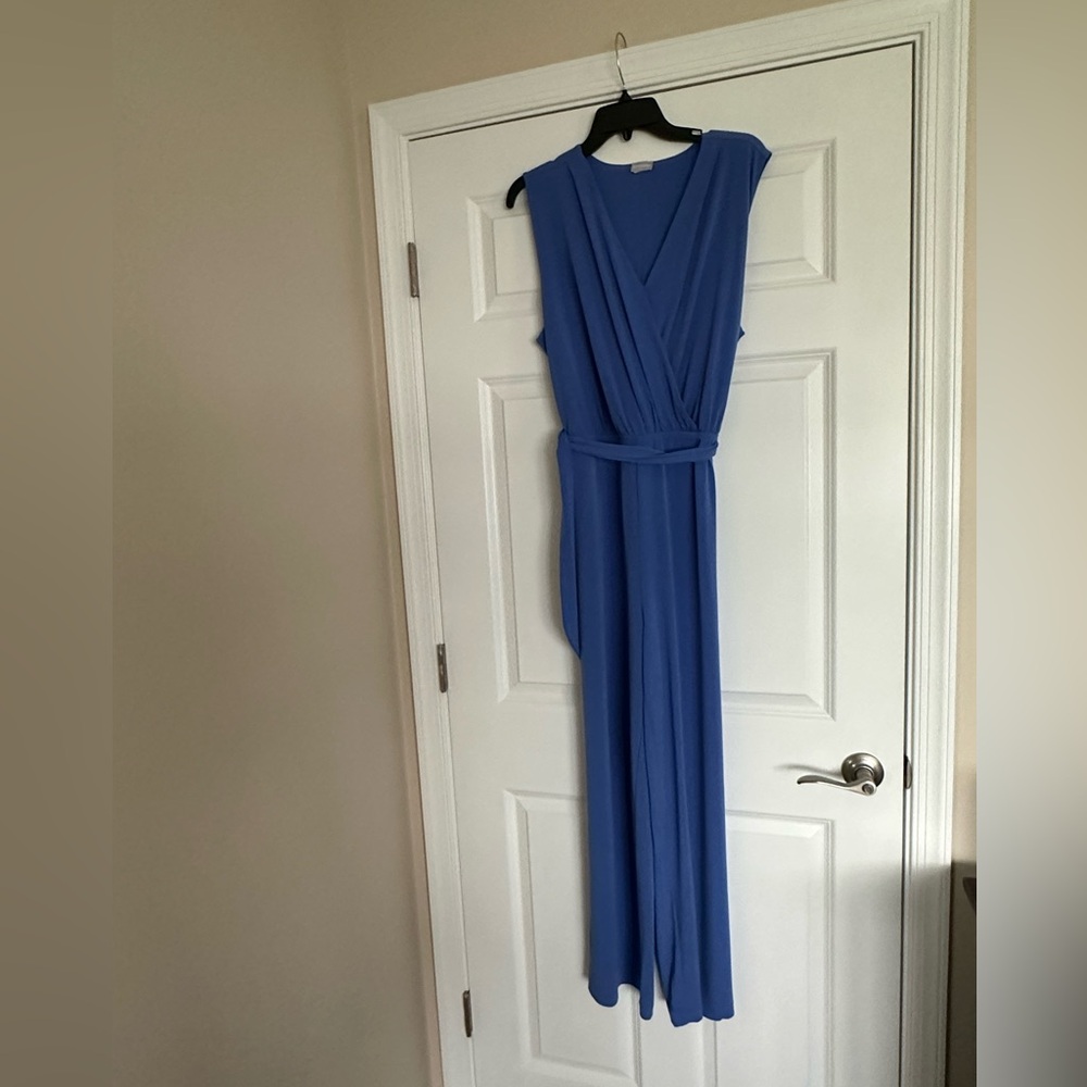 Chicos Brand Blue Jumpsuit,Size 3,Never Worn,knit jumpsuit w/belt, V-Neck